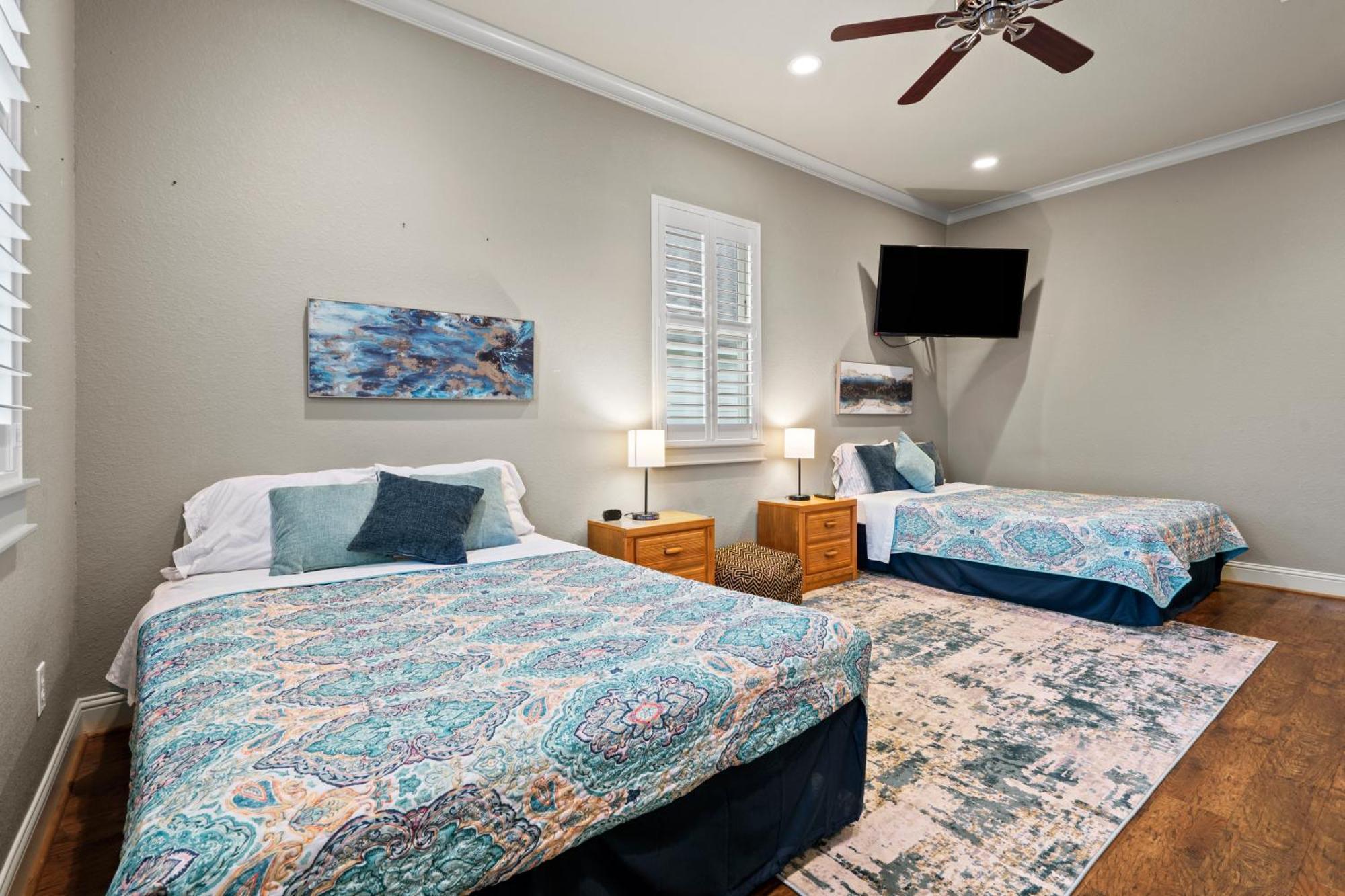 Luxury Waterfront Home Family And Pet Friendly Near Surfside Beach 11 Mins Freeport Ngoại thất bức ảnh